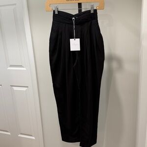 L'Academie The Mara Pant - Pleated Tapered